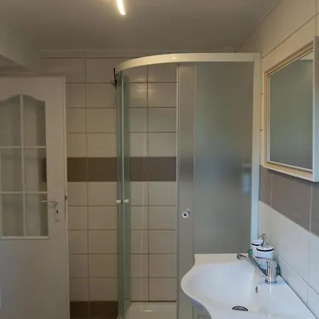 Apartman Ceska Metuje 公寓 *